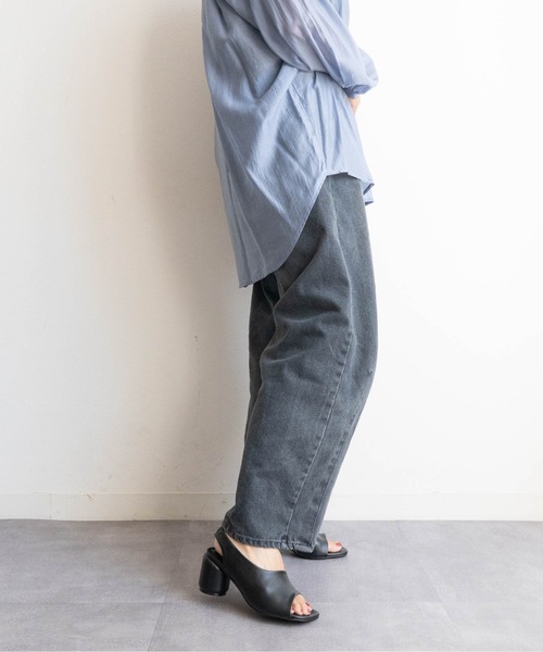 Fabby fabby（ファビィーファビィー）の「アシンメトリーバックストラップサンダル（サンダル・レディース・ブラック/ブラウン系その他/シルバー/ブラック系その他・LARGE/MEDIUM/SMALL）」の10枚目の写真