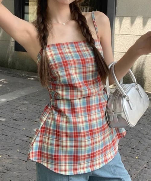 NANAHACHI(ナナハチ)の「チェック柄 バックシャーリング ペプラム風 キャミトップス(Tシャツ/カットソー・レディース・レッド・FREE)」の5枚目の写真