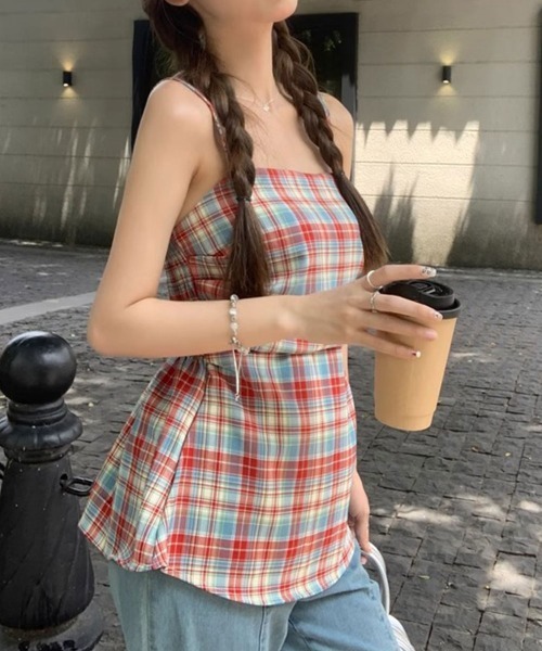 NANAHACHI(ナナハチ)の「チェック柄 バックシャーリング ペプラム風 キャミトップス(Tシャツ/カットソー・レディース・レッド・FREE)」の6枚目の写真