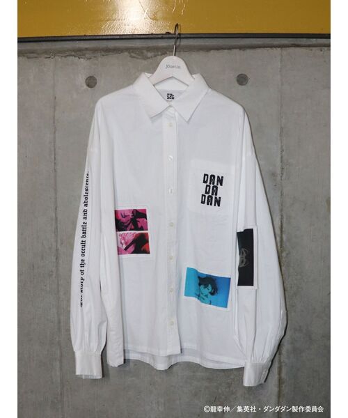 jouetie（ジュエティ）の「【TVアニメ『ダンダダン』・jouetie】シーンオーバーシャツ（シャツ/ブラウス・レディース・オフホワイト/ブラック/レッド・MEDIUM）」の2枚目の写真