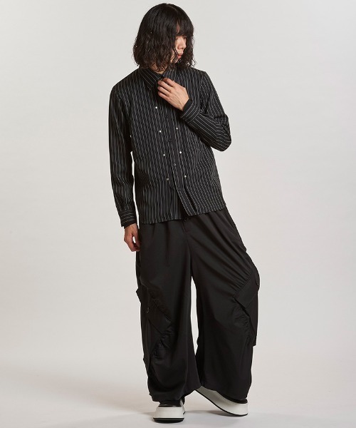 NO ID.(ノーアイディ)の「ms6244-リベットタックSH シャツ(457006-319S)(シャツ/ブラウス・メンズ・ホワイト/ブラック/ストライプ・1/2)」の20枚目の写真