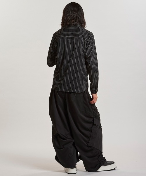 NO ID.(ノーアイディ)の「ms6244-リベットタックSH シャツ(457006-319S)(シャツ/ブラウス・メンズ・ホワイト/ブラック/ストライプ・1/2)」の21枚目の写真