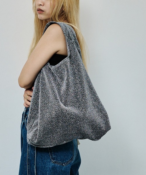AT CREATION(アットクリエイション)の「【AT CREATION】ラメ トートバッグ(トートバッグ・レディース・ブラック/ピンク/シルバー/イエロー/オレンジ/ブルー/グリーン・フリー)」の7枚目の写真