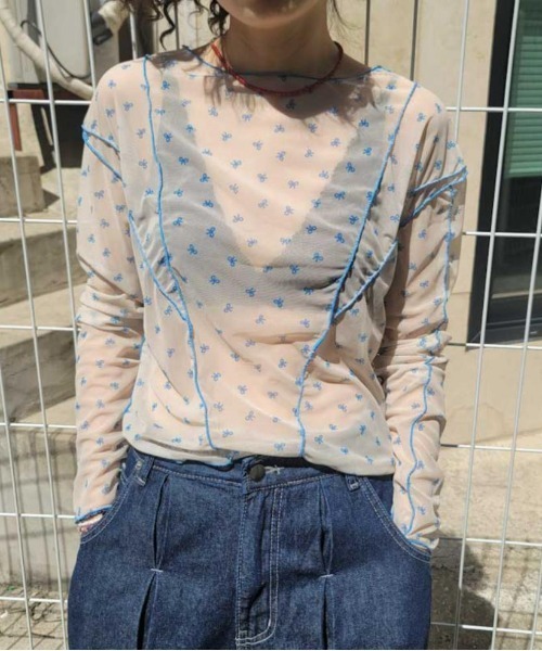 shyam inspiration(シャムインスピレーション)の「リボン柄 シースルーカラー メロウトップス / ロンT(Tシャツ/カットソー・レディース・レッド/ブルー・F)」の1枚目の写真
