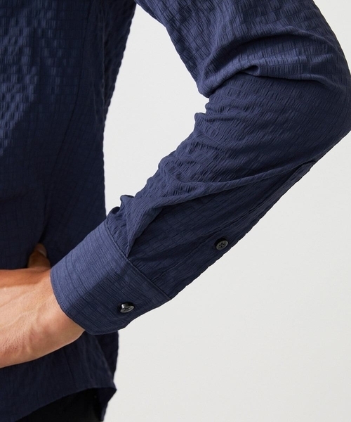 MICHEL KLEIN HOMME (ミッシェルクランオム)の「シアーサッカー調長袖シャツ(Tシャツ/カットソー・メンズ・ブルー/ベージュ/ネイビー・MEDIUM/LARGE/X-LARGE)」の16枚目の写真
