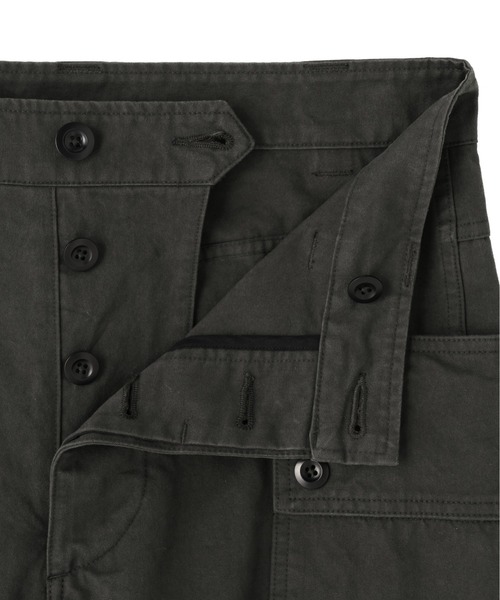 MHL.（エムエイチエル）の「PLAIN COTTON DRILL（その他パンツ・メンズ・グレー/ダークブラウン/オリーブドラブ・LARGE/MEDIUM/SMALL）」の12枚目の写真