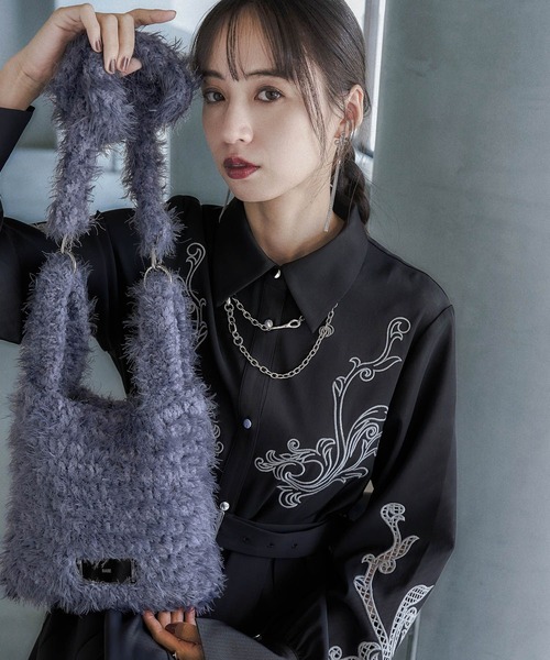 HARE(ハレ)の「シャギーニットミニバッグ(HARE)(ショルダーバッグ・レディース・イエロー/グレー/ブラック/レッド・FREE)」の12枚目の写真