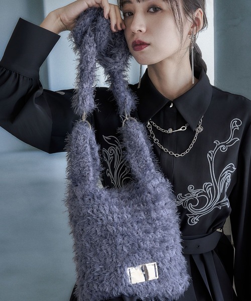 HARE(ハレ)の「シャギーニットミニバッグ(HARE)(ショルダーバッグ・レディース・イエロー/グレー/ブラック/レッド・FREE)」の13枚目の写真