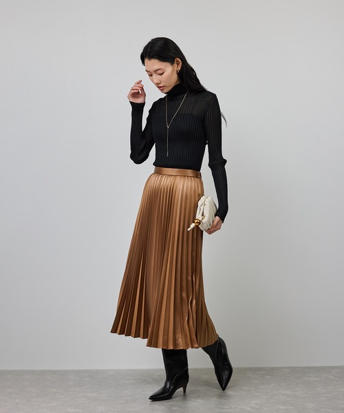 ROPE'（ロペ）の「シャイニープリーツスカート/イージーケア（スカート・レディース・ベージュ/ブラック/キャメル・FREE）」の15枚目の写真