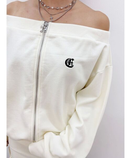 EVRIS（エヴリス）の「ジップアップオフショルトップス【セットアップ着用可能】（パーカー・レディース・パープル/ホワイト/ブラック/グレー・FREE）」の17枚目の写真