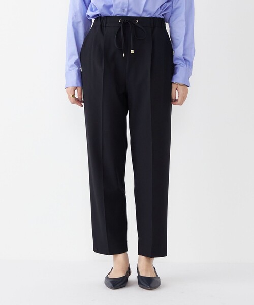 SHIPS Colors（シップス カラーズ）の「SHIPS Colors:〈手洗い可能〉TR/PU センタープレスイージー テーパード パンツ（その他パンツ・レディース・グレー/ベージュ/ネイビー・SMALL/MEDIUM）」の16枚目の写真