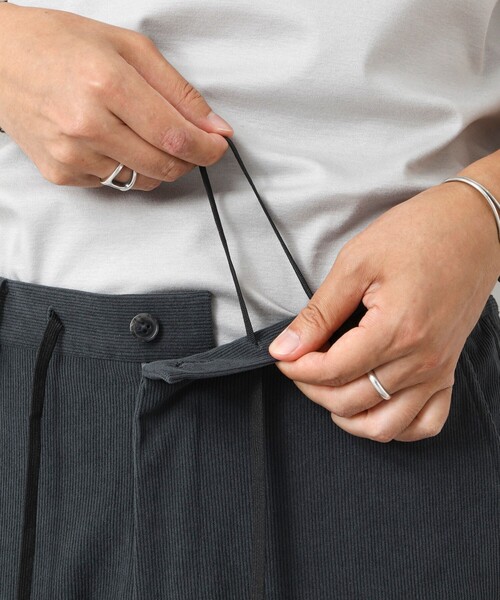 NOLLEY’S（ノーリーズ）の「《ビジカジ/セットアップ対応》トリコットコーデュロイ ストレッチ イージーPT 25AW（その他パンツ・メンズ・チャコールグレー/グレイッシュブルー/ブラック・XL/L/M/S）」の14枚目の写真