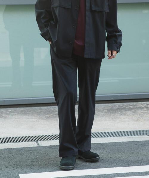 ITEMS URBANRESEARCH（アイテムズ アーバンリサーチ）の「Pinstripe Straight Pants（その他パンツ・メンズ・チャコールグレー/ブラック/ネイビー・MEDIUM/LARGE）」の5枚目の写真