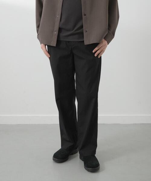 ITEMS URBANRESEARCH（アイテムズ アーバンリサーチ）の「Pinstripe Straight Pants（その他パンツ・メンズ・チャコールグレー/ブラック/ネイビー・MEDIUM/LARGE）」の9枚目の写真