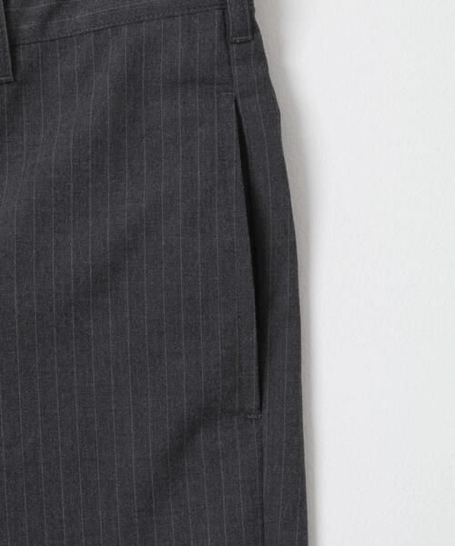 ITEMS URBANRESEARCH(アイテムズ アーバンリサーチ)の「Pinstripe Straight Pants(その他パンツ・メンズ・チャコールグレー/ブラック/ネイビー・MEDIUM/LARGE)」の15枚目の写真
