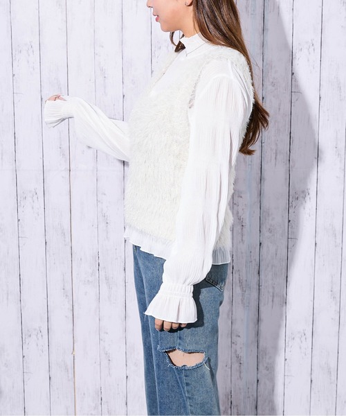 GORGE(ゴージ)の「《きらめきフェザー》レディース ラメ ニットベスト トレンド映え 秋冬(ベスト・レディース・チャコール/ブラウン/アイボリー・F)」の9枚目の写真