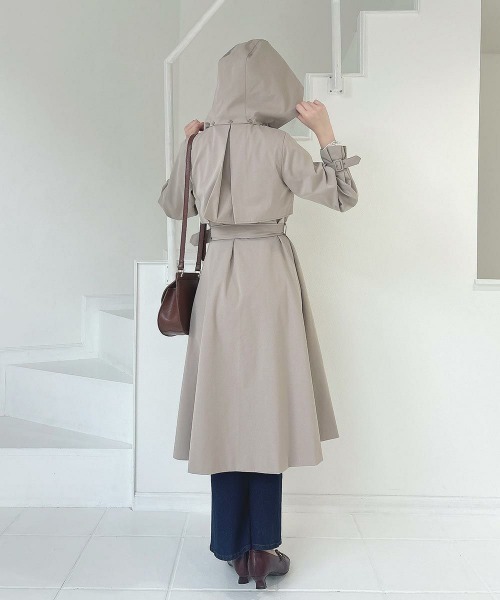 an another angelus（アンアナザーアンジェラス）の「【撥水加工】撥水トレンチコート/fint フィント（トレンチコート・レディース・ネイビー/ベージュ・FREE）」の18枚目の写真