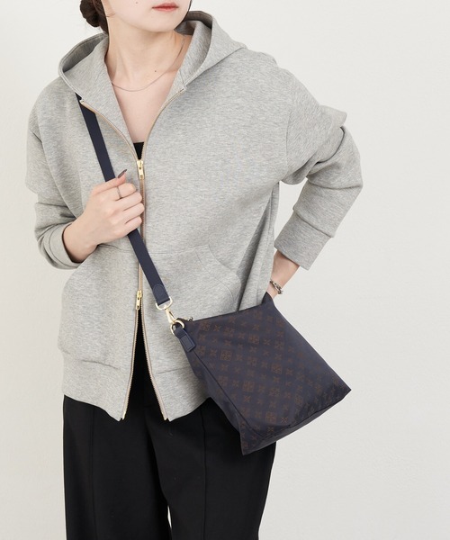 russet（ラシット）の「スタンダードミニショルダーバッグ <ナイロンジャガード>（ショルダーバッグ・レディース・ブラック×ブルー/キナリ/ブラウン系その他/キャメル/モカ/ベビーピンク/ライトグレー/サックスブルー/グリーン・FREE）」の10枚目の写真