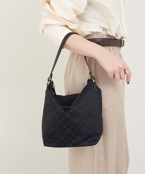 russet（ラシット）の「スタンダードミニショルダーバッグ <ナイロンジャガード>（ショルダーバッグ・レディース・ブラック×ブルー/キナリ/ブラウン系その他/キャメル/モカ/ベビーピンク/ライトグレー/サックスブルー/グリーン・FREE）」の19枚目の写真