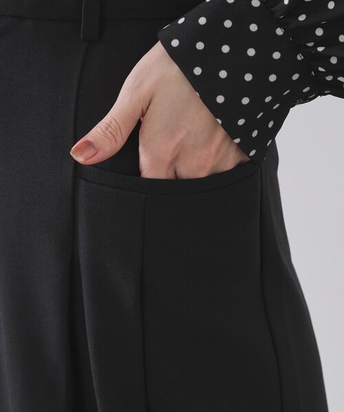 OPAQUE.CLIP（オペークドットクリップ）の「タックデザインワイドパンツ【洗濯機OK】（その他パンツ・レディース・ブラック/ブラウン系その他・36/38/40）」の15枚目の写真