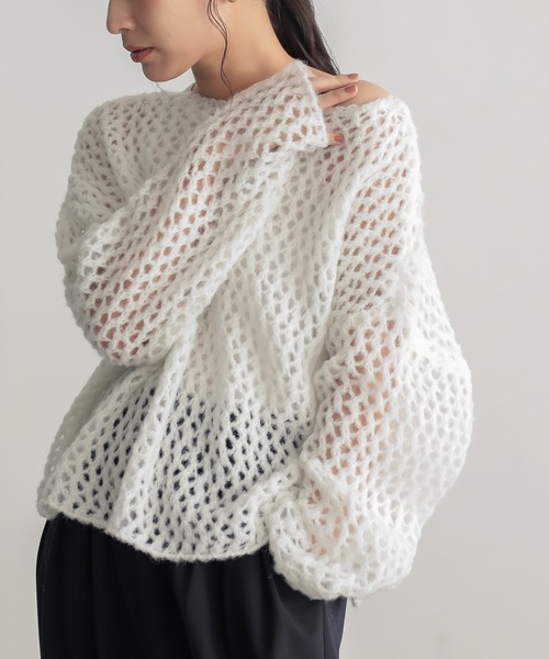 for/c(フォーシー)の「モヘアライクヘアリーメッシュニット【サスティナブル】(ニット/セーター・レディース・オフホワイト/グレー/ピンク・M/L)」の2枚目の写真