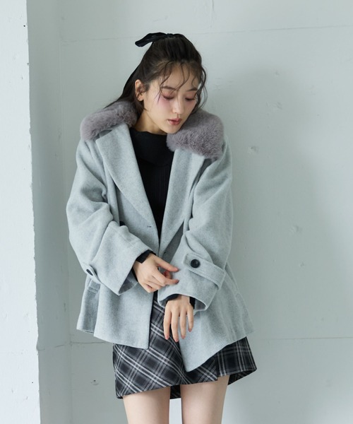 archives（アルシーヴ）の「ファーカラー付ウールミドルコート（ピーコート・レディース・アイボリー/ブラック/グレー・MEDIUM）」の6枚目の写真