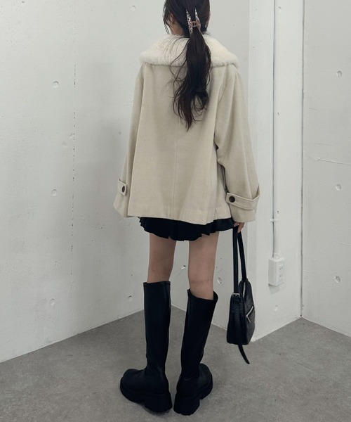 archives（アルシーヴ）の「ファーカラー付ウールミドルコート（ピーコート・レディース・アイボリー/ブラック/グレー・MEDIUM）」の22枚目の写真