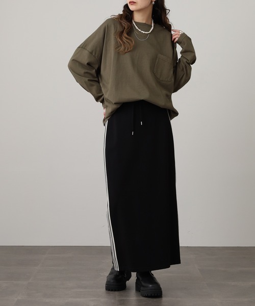 Arinomama(アリノママ)の「Arinomama ナンバリングPTオーバーロンT ピグメント加工(Tシャツ/カットソー・レディース・ブラック/カーキ/ネイビー・FREE)」の11枚目の写真