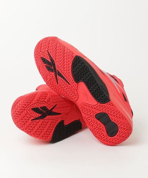 Reebok(リーボック)の「エンジン LT / ENGINE LT(スニーカー・メンズ・グレー/レッド・25.0cm/25.5cm/26.0cm/26.5cm/27.0cm/27.5cm/28.0cm/28.5cm/29.0cm/30.0cm)」の4枚目の写真