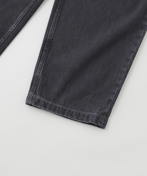 Carhartt WIP（カーハートダブリューアイピー）の「CARHARTT WIP / カーハート ダブリューアイピー BRANDON PANT stone washed（デニムパンツ・メンズ・ブラック・34/32/30）」の4枚目の写真