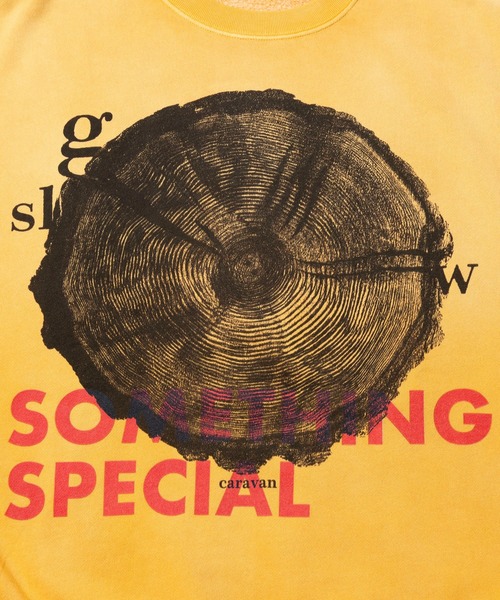 go slow caravan（ゴースローキャラバン）の「SALO裏起毛 グラデフェード BOX クルースウェット SOMETHING SP（スウェット・メンズ・イエロー/ブラック・MEDIUM/LARGE/X-LARGE）」の4枚目の写真