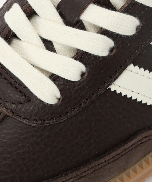 adidas(アディダス)の「adidas / アディダス SAMBA OG OOJ30(スニーカー・レディース・ブラウン・23cm/23.5cm/24cm/24.5cm/25cm)」の12枚目の写真