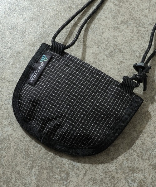 Overland(オーバーランド)の「【OverLand EQUIPMENT/オーバーランドイクイップメント】NECK SHOULDER / ネック ショルダー(ショルダーバッグ・メンズ・ブラック/ホワイト・FREE)」の7枚目の写真