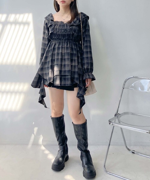 AS KNOW AS plus（アズノゥアズプラス）の「♪2WAY フリルとクラゲチュニック(スクエアネック・オフショルダー）（チュニック・レディース・ブラック系その他/ネイビー系/ブラウン系・FREE）」の11枚目の写真