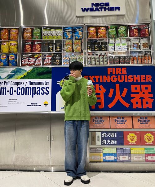 DIMITRI BLACK(ディミトリブラック)の「エッセンシャルヘアリーラウンドニット_ライトグリーン(ニット/セーター・レディース・その他・LARGE/X-LARGE/SMALL/MEDIUM)」の5枚目の写真