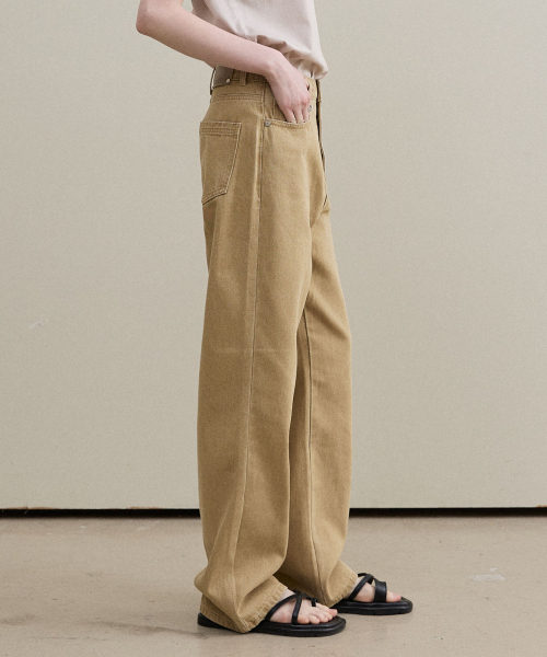 ARTID（アルティーダ）の「ストレートデニムパンツ_BEIGE（デニムパンツ・レディース・ベージュ・SMALL/MEDIUM）」の4枚目の写真