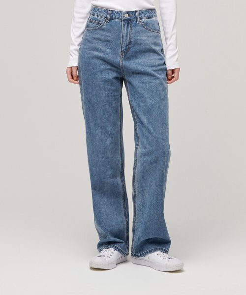 MUSINSA STANDARD WOMAN（ムシンサスタンダードウーマン）の「ウィメンズストレートデニムパンツ[ミディアムインディゴ]（デニムパンツ・レディース・その他・32/30/23/24/25/26/27/28/29）」の8枚目の写真