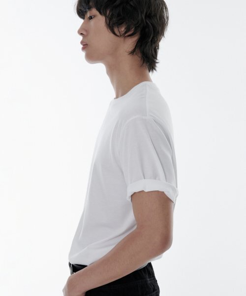 MUSINSA STANDARD（ムシンサスタンダード）の「スーピマベーシッククルーネックTシャツ[ホワイト]（Tシャツ/カットソー・メンズ・その他・XX-LARGE/XXX-LARGE/SMALL/MEDIUM/LARGE/X-LARGE）」の2枚目の写真