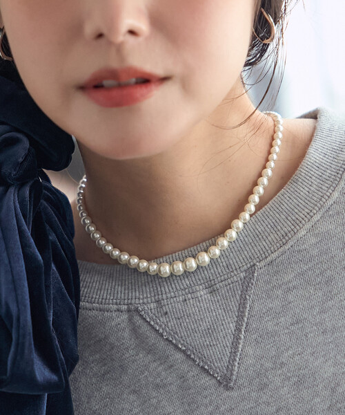 FREAK'S STORE(フリークスストア)の「パールリボンネックレス(ネックレス・レディース・ブラック・ONE SIZE)」の4枚目の写真