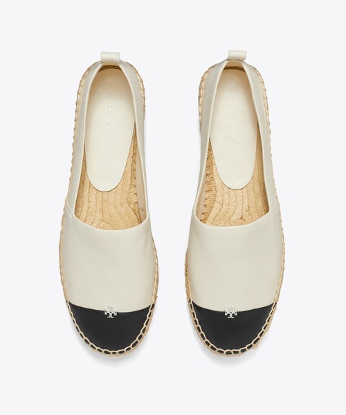 TORY BURCH(トリーバーチ)の「キャップトゥ エスパドリーユ(スリッポン・レディース・ホワイト・25.5cm/23cm/24.5cm/23.5cm/22.5cm/24cm/25cm/26cm/22cm)」の4枚目の写真