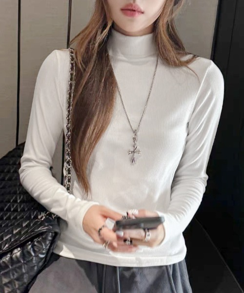 ReRe(リリ)の「モックネックリブカットソー(Tシャツ/カットソー・レディース・ブラック/ライトブラウン/ブルー/ベージュ/ダークグレー/ホワイト/ダークブラウン・MEDIUM/LARGE/X-LARGE)」の8枚目の写真