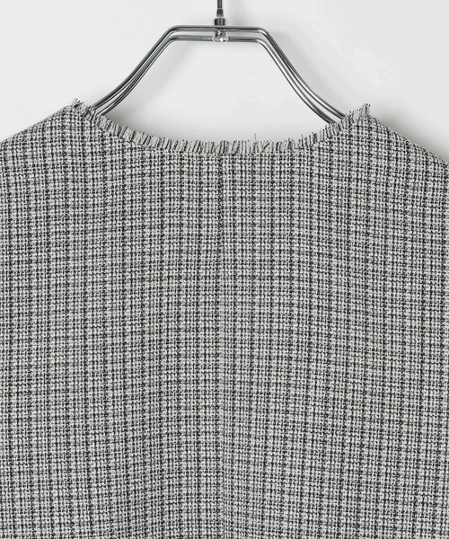 GLOBAL WORK(グローバルワーク)の「ツイードノーカラージャケット/591838(テーラードジャケット・レディース・ホワイト系8/ネイビー・MEDIUM/LARGE)」の3枚目の写真