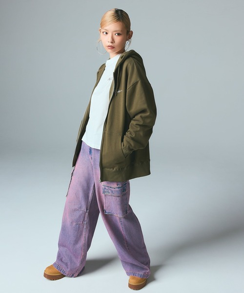 X-girl(エックスガール)の「RHINESTONE LOGO AND FACE ZIP UP SWEAT HOODIE(パーカー・レディース・ブラック/オリーブ/アッシュ・S/M)」の14枚目の写真