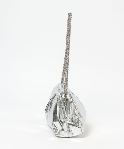 mysty woman(ミスティウーマン)の「シャイニー2WAYクラッチ 637666(ショルダーバッグ・レディース・シルバー・FREE)」の6枚目の写真