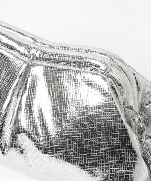 mysty woman(ミスティウーマン)の「シャイニー2WAYクラッチ 637666(ショルダーバッグ・レディース・シルバー・FREE)」の12枚目の写真