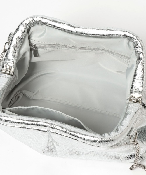 mysty woman(ミスティウーマン)の「シャイニー2WAYクラッチ 637666(ショルダーバッグ・レディース・シルバー・FREE)」の18枚目の写真