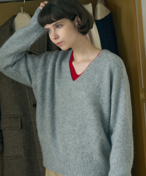DRAWFIT WOMEN（ドローフィットウーマン）の「ヘアリーウールVネックプルオーバーニット[アイボリー]（ニット/セーター・レディース・その他・SMALL/MEDIUM）」の9枚目の写真