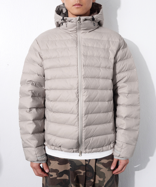 QT8 GARMENTS(キューティーエイトガーメント)の「RG Duck Down Lightweight Jacket (Light Beige)(ダウンジャケット/コート・レディース・その他・MEDIUM/LARGE/X-LARGE)」の2枚目の写真