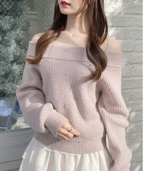 INGNI(イング)の「もちもちラメパールビジュー付オフショルニット(ニット/セーター・レディース・グレー/オフホワイト/ピンク/ミント・M)」の20枚目の写真