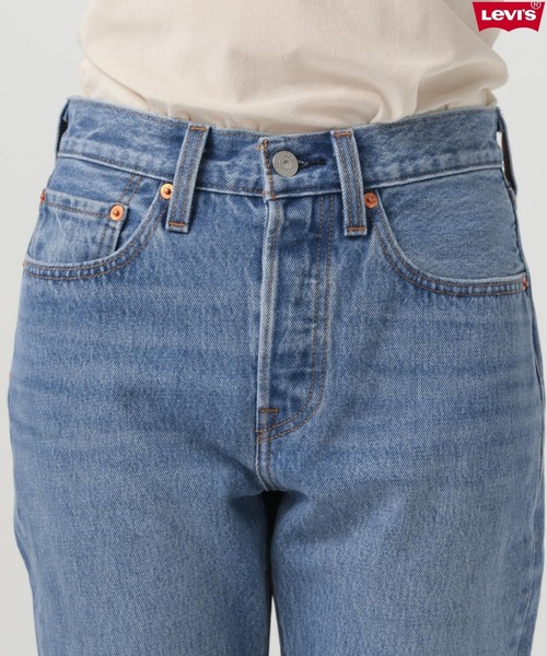 Levi's（リーバイス）の「【Levi's(R)（リーバイス(R)）】別注 501(R) CROP（デニムパンツ・レディース・インディゴブルー・24inch/25inch/26inch/27inch/28inch/29inch/30inch）」の6枚目の写真